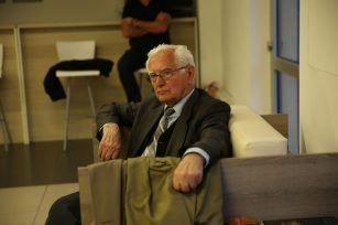 749985AC-393B-4A20-BACD-A4F34CC423B1