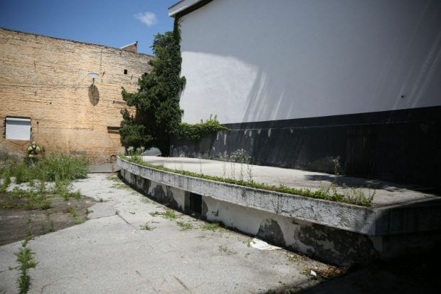 5A8CCE68-529D-4117-B806-5B986D161F7B