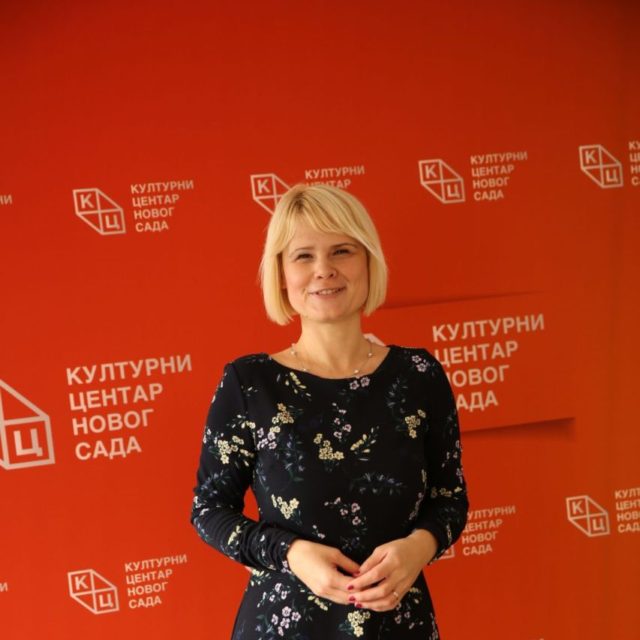 Предавање др Јелене Тодоровић Лазић на тему „Правосудни системи у државама чланицама ЕУ – први стуб владавине права“ на Јутјуб каналу КЦНС