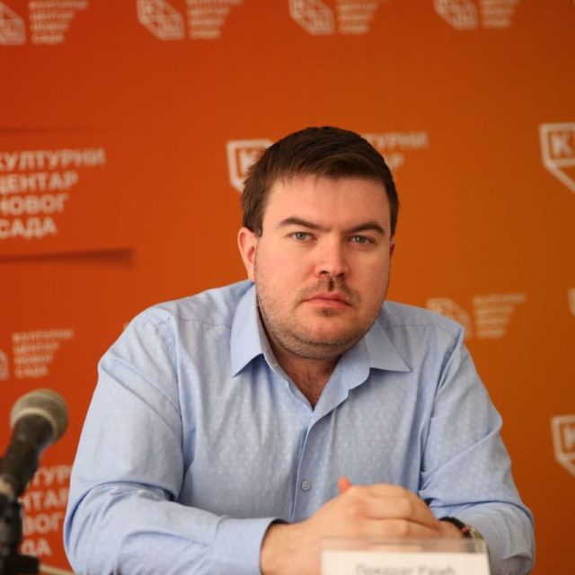 Предавање геополитичког аналитичара Предрага Рајића на тему „Обриси Бајденове спољне политике“ на Јутјуб каналу КЦНС