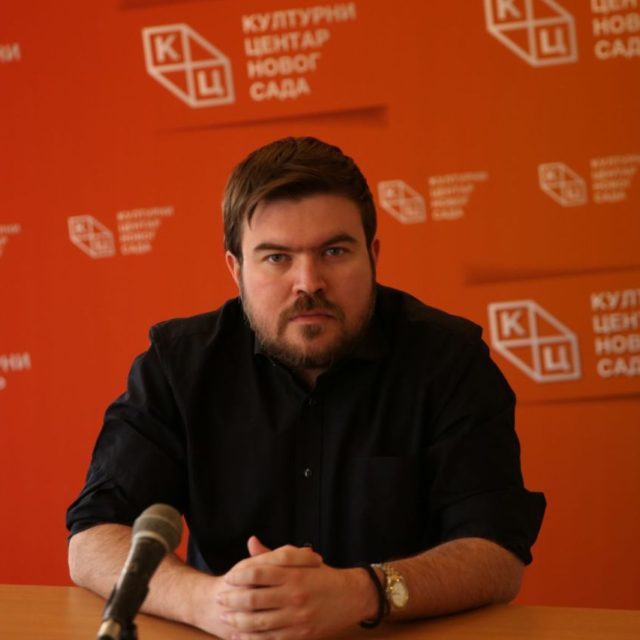 Предавање геополитичког аналитичара Предрага Рајића на тему „Како је победио Џорџ Буш 2000. године?“ на Јутјуб каналу КЦНС