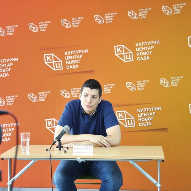 Предавање др Горана Васина „Између Беча и Цариграда – српске елите у Хабзбуршкој монархији 1526–1918ˮ на Jутјуб каналу КЦНС