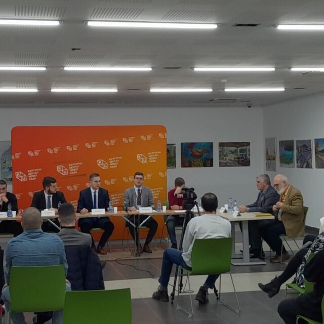 Одржан округли сто „Будућност градимо заједно”