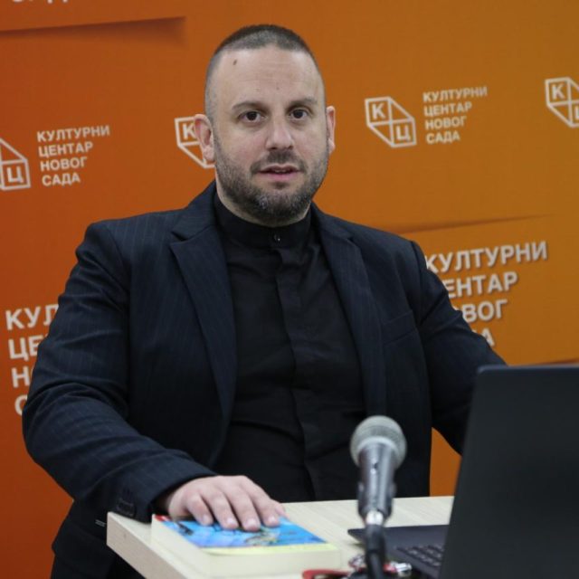 Предавање католичког теолога Горана Шарића на тему „Павле Савић – заборављени српски генијеˮ на Јутјуб каналу КЦНС