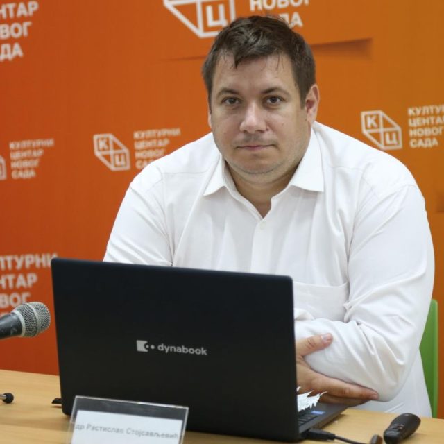 Предавање др Растиславa Стојсављевићa на тему „Географски хоризонти – Балканско полуострво” на Јутјуб каналу КЦНС