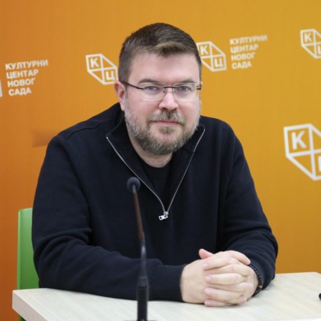 Предавање геополитичког аналитичара Предрага Рајића на тему „Мађарски избори 2026“ 6. фебруара на Јутјуб каналу КЦНС