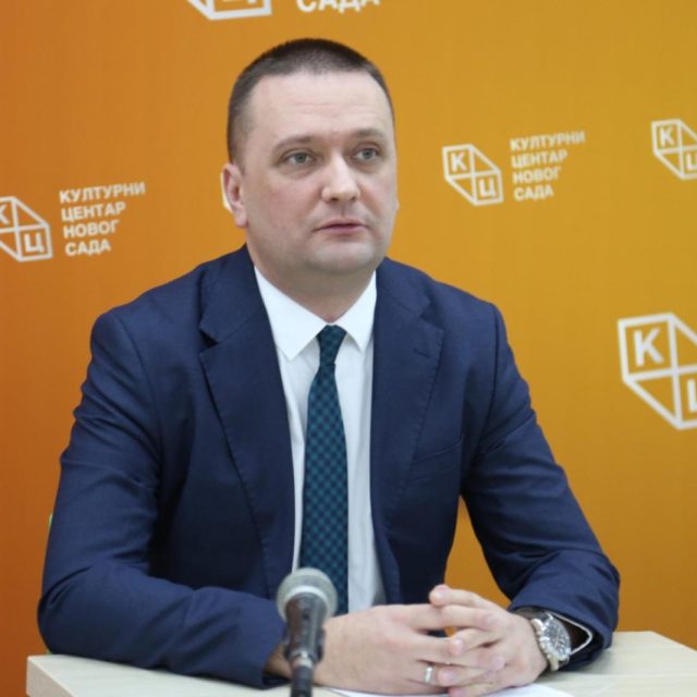 Предавање историчара Срђана Граовца на тему „Судбина Југославије између великих сила” на Јутјуб каналу КЦНС