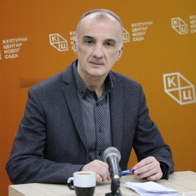 Предавање новинара и публицисте Милорада Вукашиновића на тему „Речник геополитике (II)“ на Јутјуб каналу КЦНС