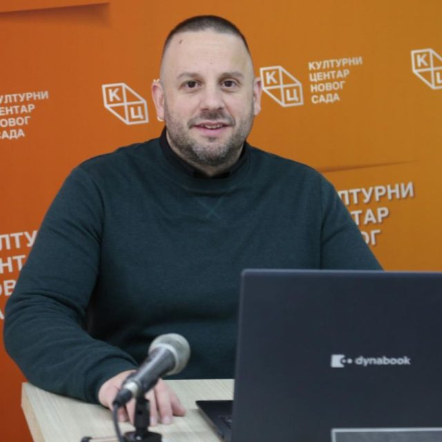 Предавање католичког теолога Горана Шарића на тему „Блиски исток у библијским пророчанствимаˮ  на Jутјуб каналу КЦНС