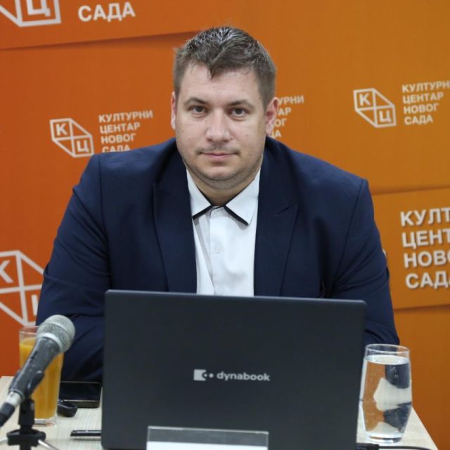 Предавање др Растиславa Стојсављевићa на тему „Географија ислама” на Јутјуб каналу КЦНС