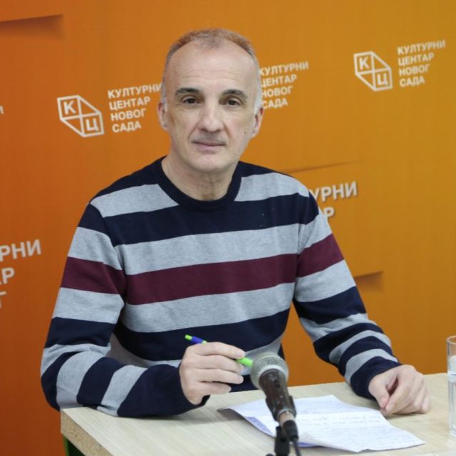 Предавање новинара и публицисте Милорада Вукашиновића на тему „Глобализација хаоса (II)“ на Јутјуб каналу КЦНС