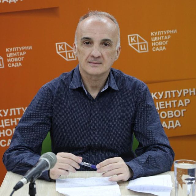 Предавање новинара и публицисте Милорада Вукашиновића на тему „Глобализација хаоса (IV)“ на Јутјуб каналу КЦНС