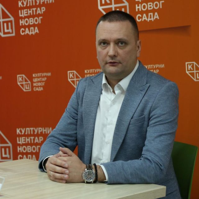 Предавање историчара Срђана Граовца на тему „Српско национално питање и глобални изазови” на Јутјуб каналу КЦНС