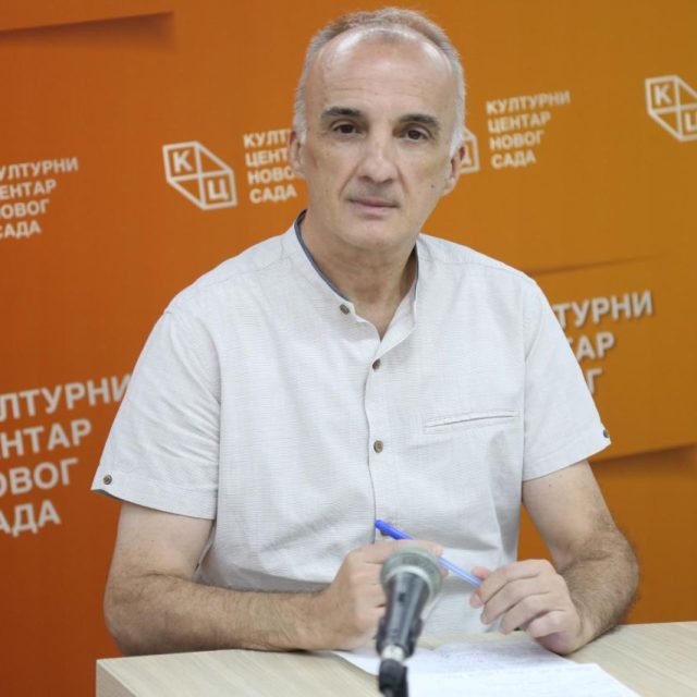 Предавање новинара и публицисте Милорада Вукашиновића на тему „Историчар на делу (II део)“ на Јутјуб каналу КЦНС
