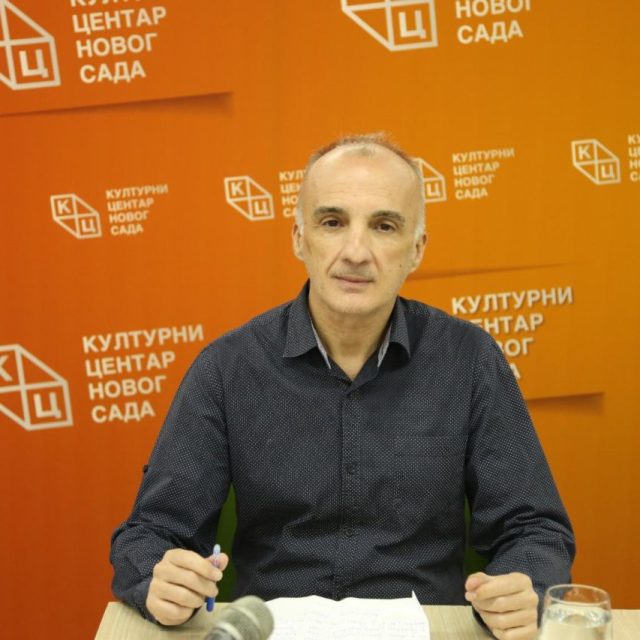 Предавање новинара и публицисте Милорада Вукашиновића на тему „Егзил Марка Србољубовoг II део“  на Јутјуб каналу КЦНС