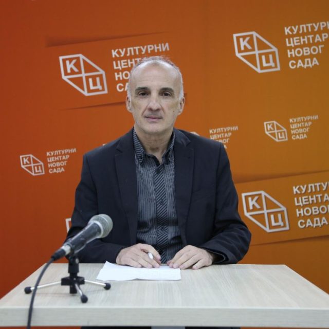 Предавање новинара и публицисте Милорада Вукашиновића на тему „Нови санитарни кордон (II)“ на Јутјуб каналу КЦНС
