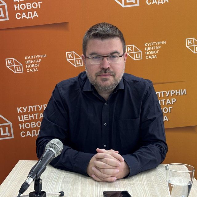 Предавање геополитичког аналитичара Предрага Рајића на тему „Неки од узрока распада Југославије (други део)“ на Јутјуб каналу КЦНС
