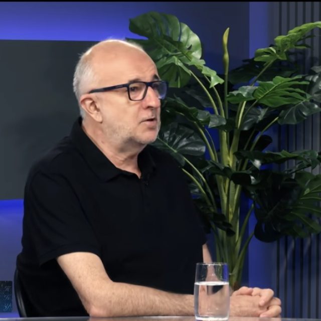 Предавање Зорана Ћирјаковића на тему „Природа деструктивних подела у српском друштву и њихове последице“ 7. октобра на Јутјуб каналу КЦНС